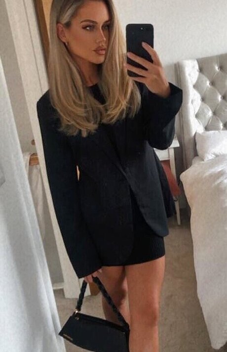 Eilidh Scott ヌードモデル 画像