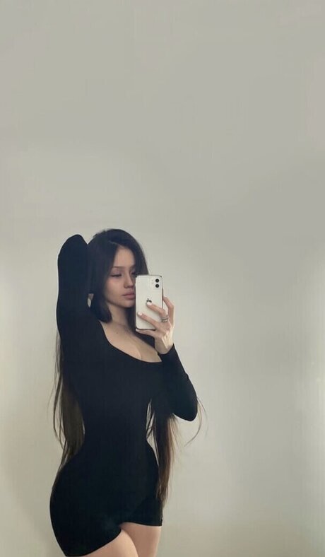 Bbyedith セクシーなポルノスター 写真