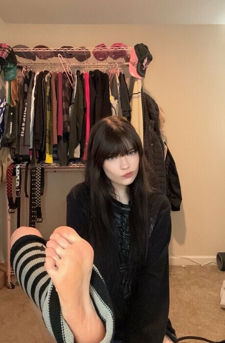 isizzly セクシーモデル 写真