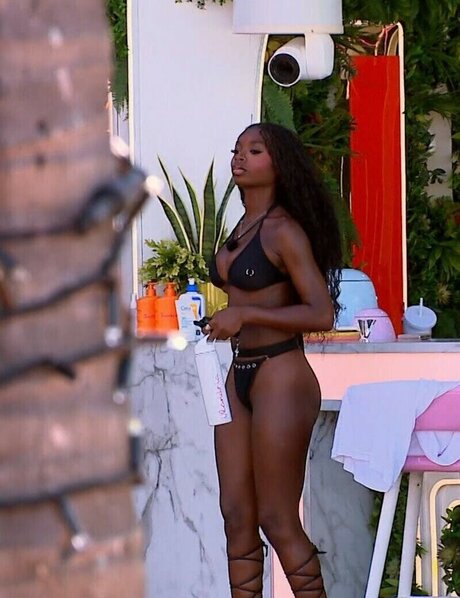 Olandria Carthen HDポルノスター 画像