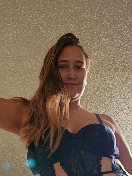 Julia Bigelow 可愛い女優 写真