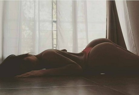 luana a 完璧なポルノスター 画像