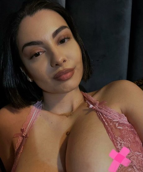 Adelaide T top profile image