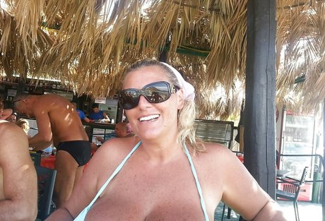 Laura Leonardi 高品質のスター 写真