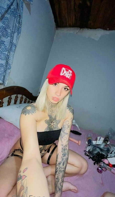 amazingluzz かわいいポルノスター 写真