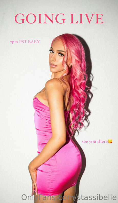 stassibelle ホットなポルノスター 写真