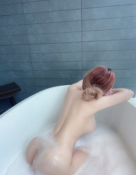 Jenna Chew ポルノモデル 画像