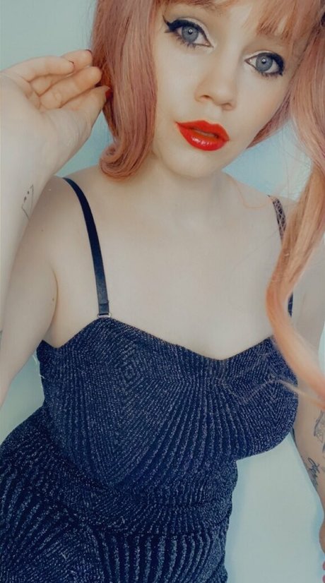 arrynnnfree ポルノモデル 写真