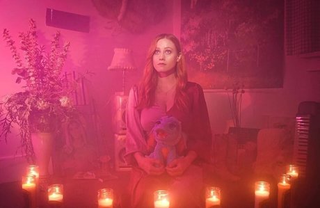 Olivia Taylor Dudley ポルノスター 写真