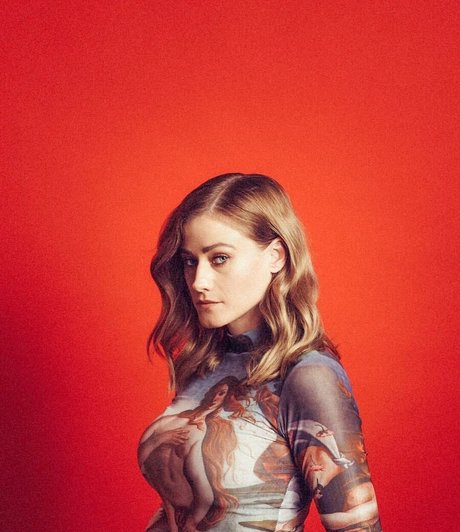 Olivia Taylor Dudley 最高のポルノスター ギャラリー