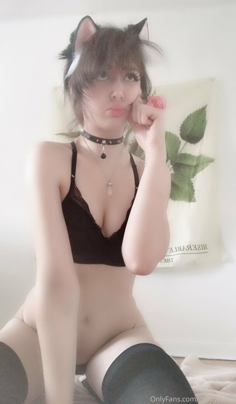 mintyjamie 裸の女優 写真