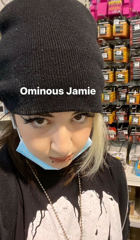 mintyjamie ポルノモデル 写真