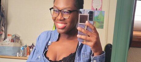 Stoic Blackberry トップ女優 画像