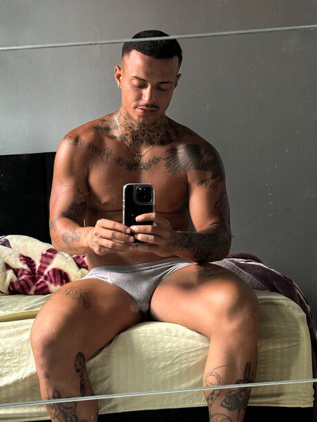 Lucas Fernandes ポルノスター 美しい 写真