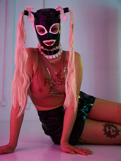 Suzy Kink セクシーモデル 写真