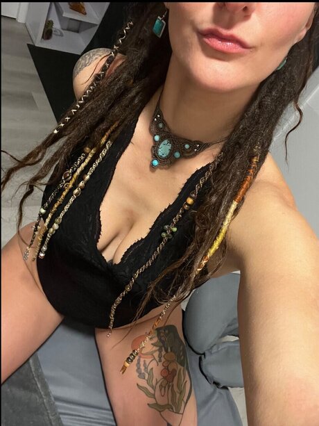 Akshaya セクシーモデル 写真