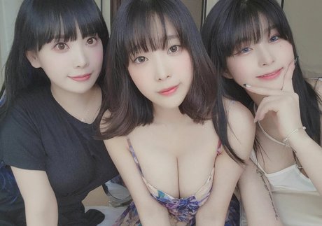Kang Inkyung 裸のモデル 写真