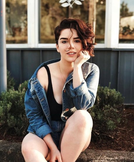 Morgan Eckroth xxxポルノスター 写真