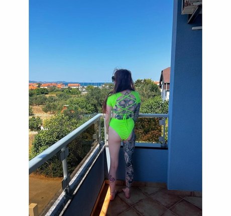 Molly Capper top profile image
