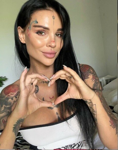 Ksusha Krasivchik ポルノスター 写真