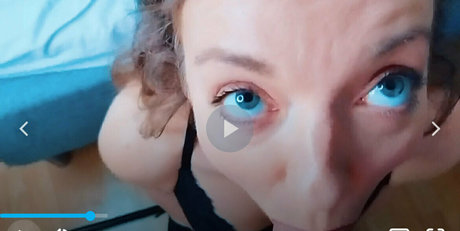 金髪の潮吹き OnlyFans HD 画像
