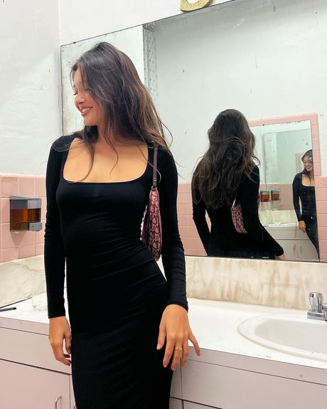 Lily Chee セクシーモデル アーカイブ