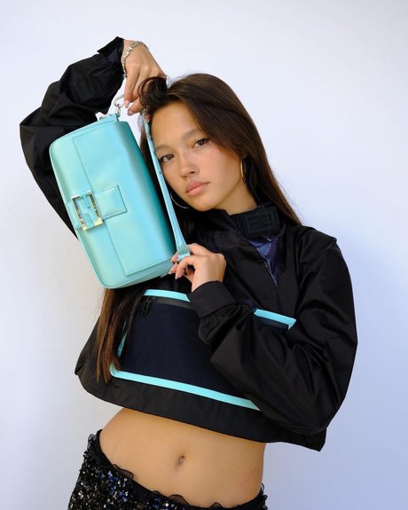 Lily Chee ヌードスター ギャラリー