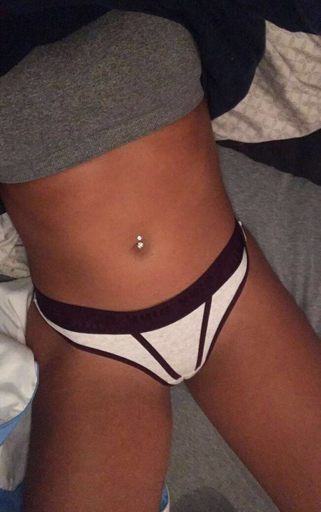 Sarah Shubert セクシー女優 画像