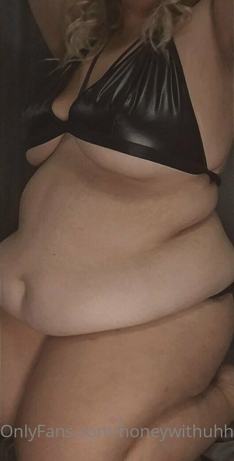 honeywithuhtummy ポルノスター ヌード 画像