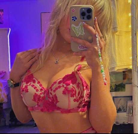 Astrid Daniel ポルノスター 画像