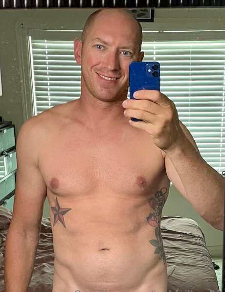 joshwillow83 xxxポルノスター 画像