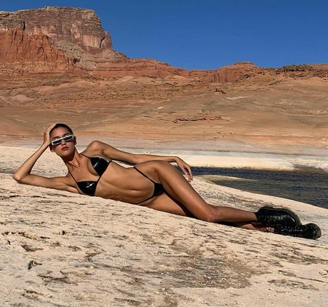 Dani Carbon ポルノスター ベスト 写真