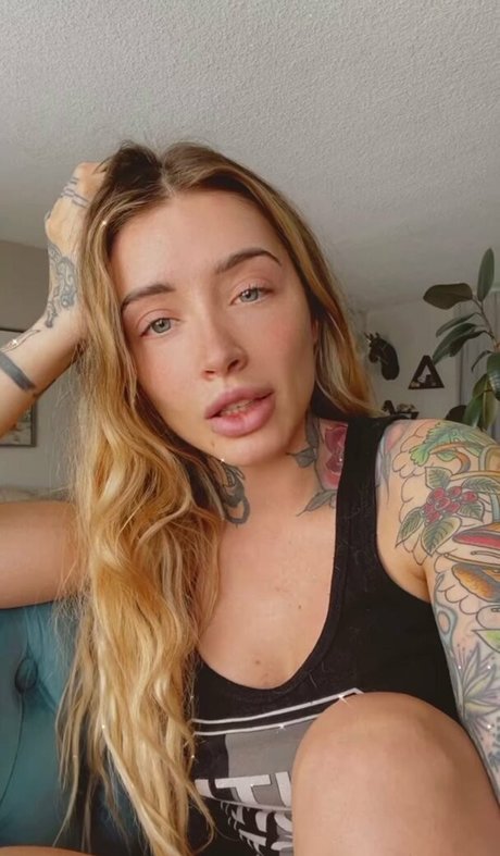 Theamandajean ポルノスター ヌード ギャラリー