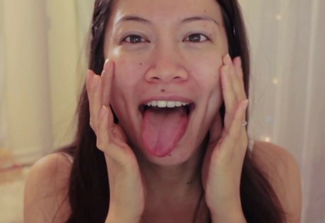 Fairy Char ASMR セクシーモデル 写真
