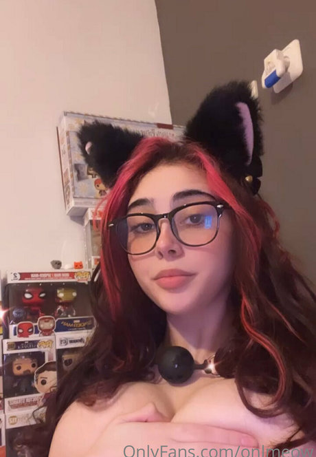 onlmeow セックスモデル 画像