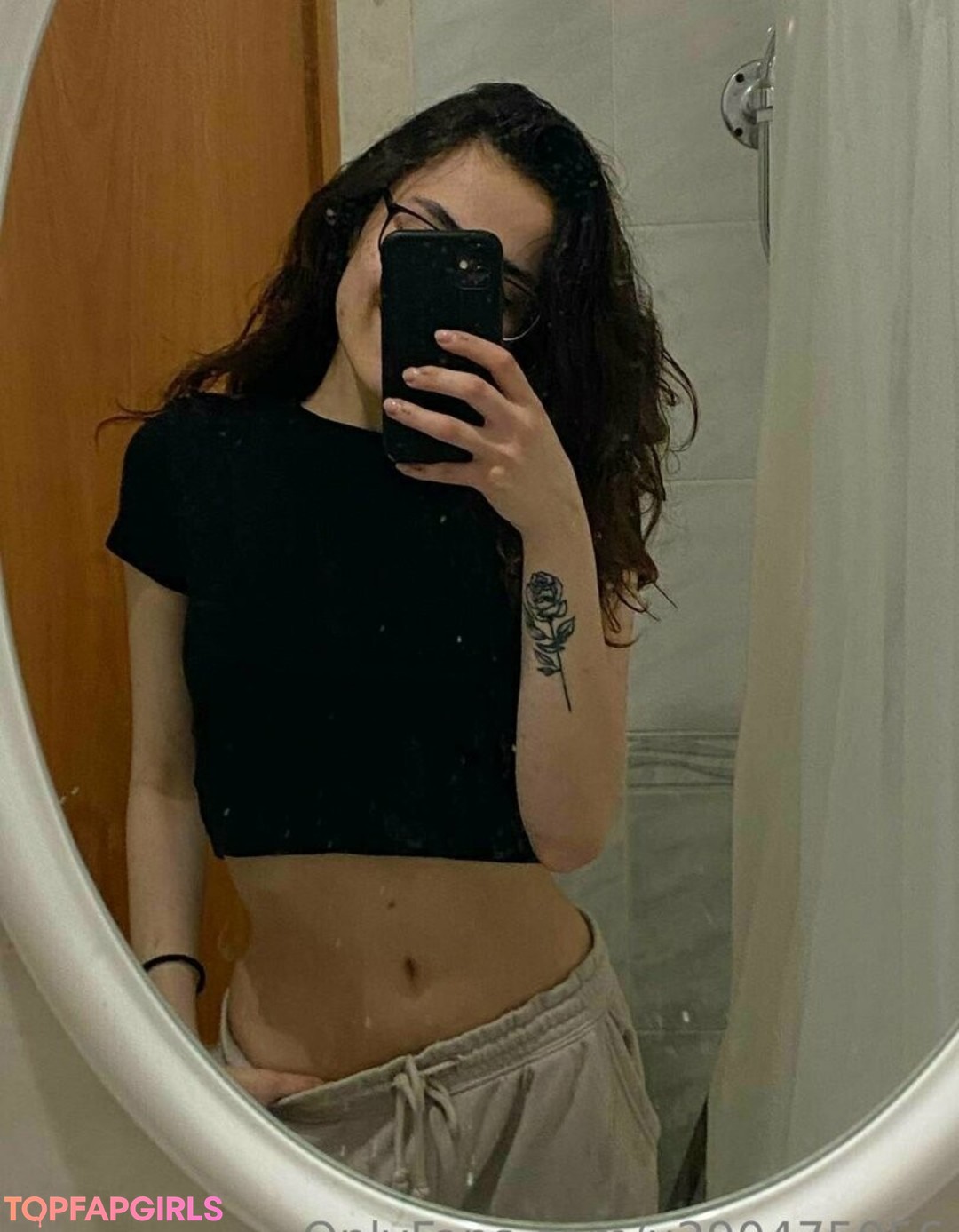 wednesday add スター xxx 写真