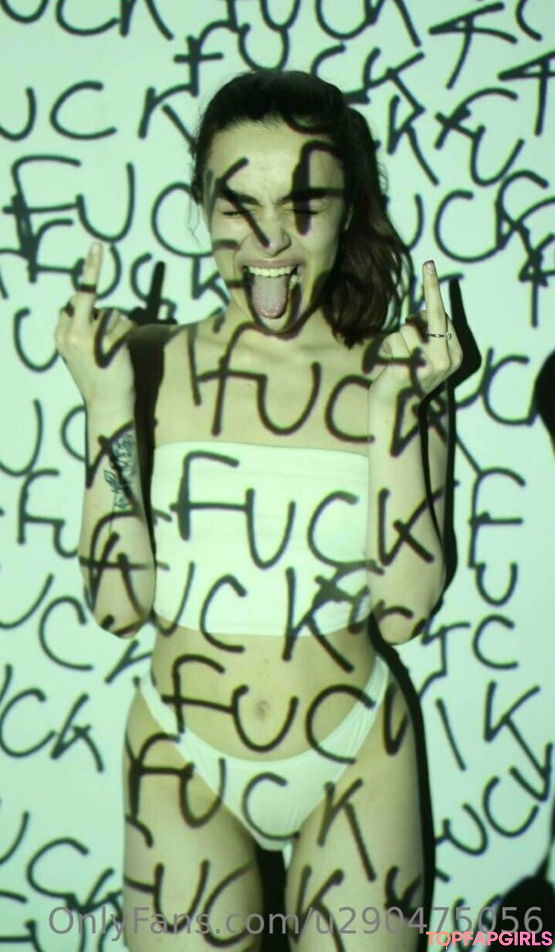 wednesday add 無料スター 画像