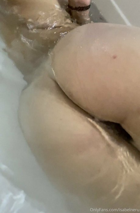 NeruIsabel ポルノモデル 写真