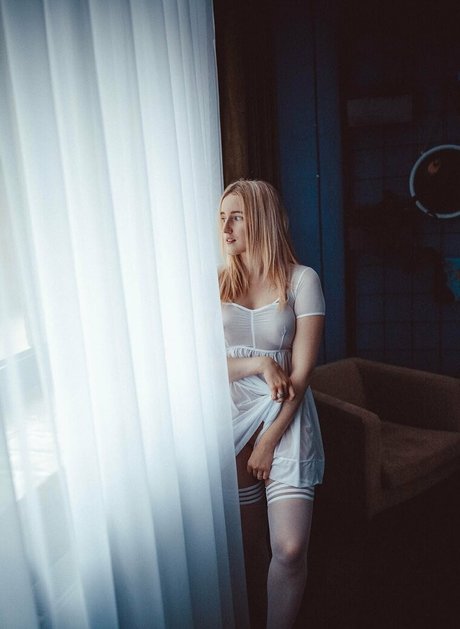 Laila Laurent トップ女優 写真