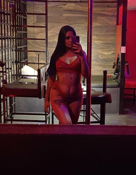 Fernanda Santos スター ヌード 写真