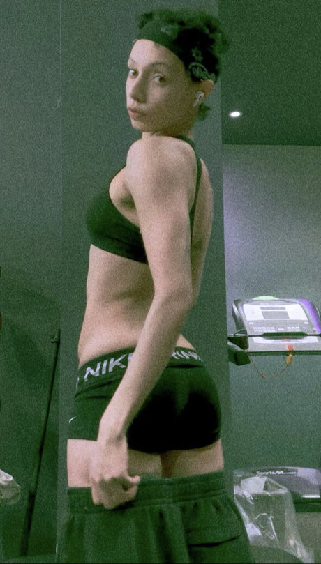 Jazelle Zanaughtti ポルノスター セックス 写真
