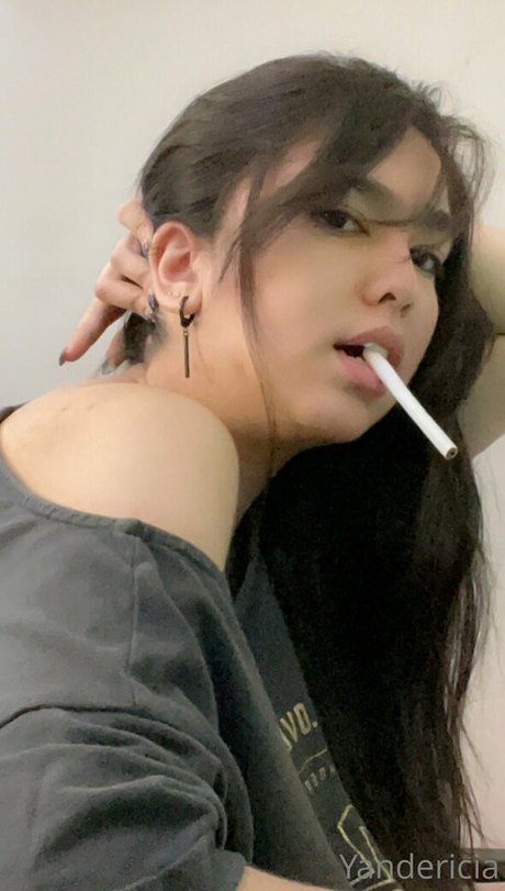 yandericia HDポルノスター 写真