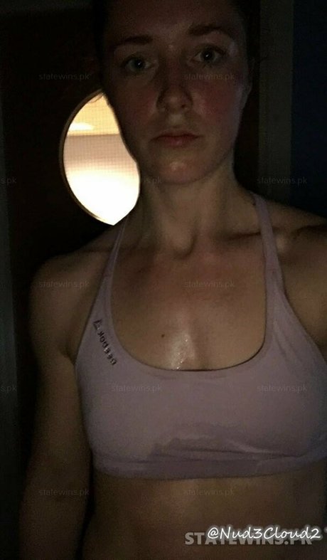 Jade Nimmo 完璧なモデル 写真