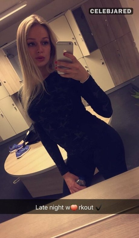 Frederikke Bach ポルノスター 可愛い 写真