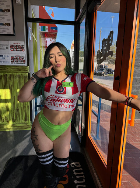 bladexslim アート女優 写真