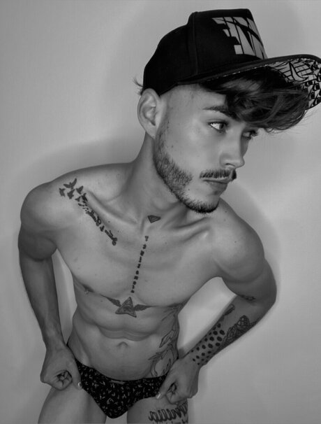 Andrew cediel HDポルノスター 画像