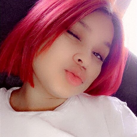 JUJU 女優 写真