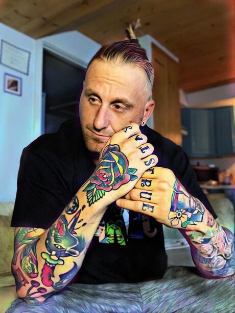 InkedJax 高品質のスター ギャラリー