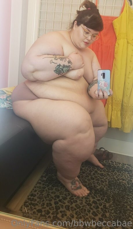 bbwbeccabae 完璧なモデル 写真