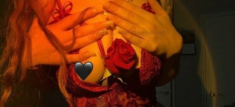 liztheeredhead アダルトモデル 写真